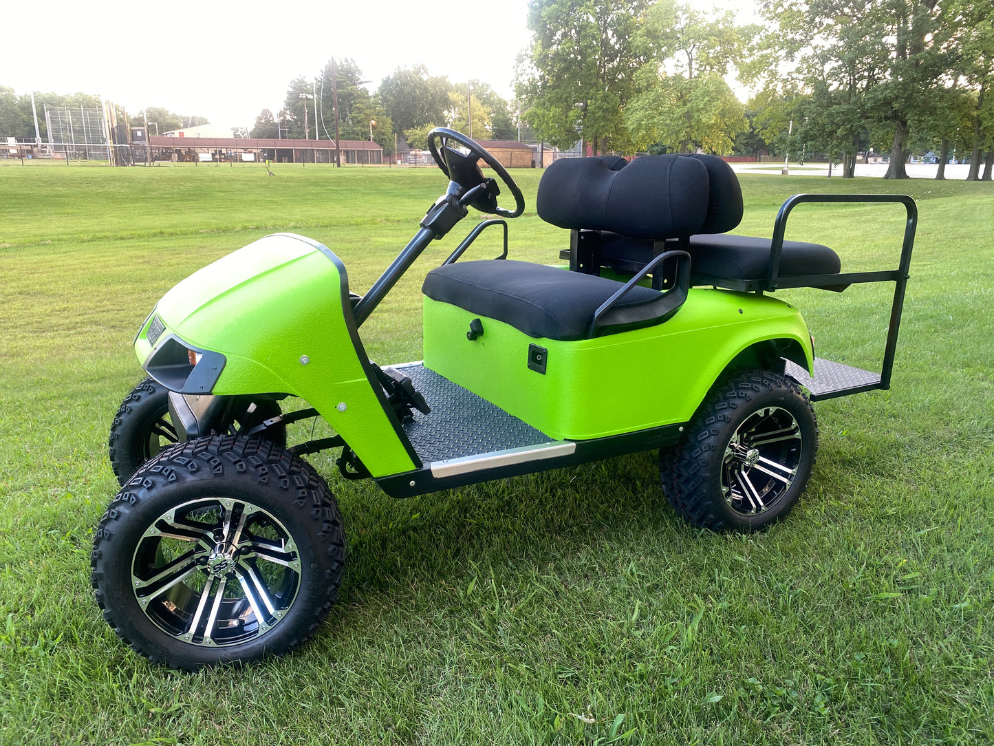 2000 EZGO TXT Electric Golf Cart